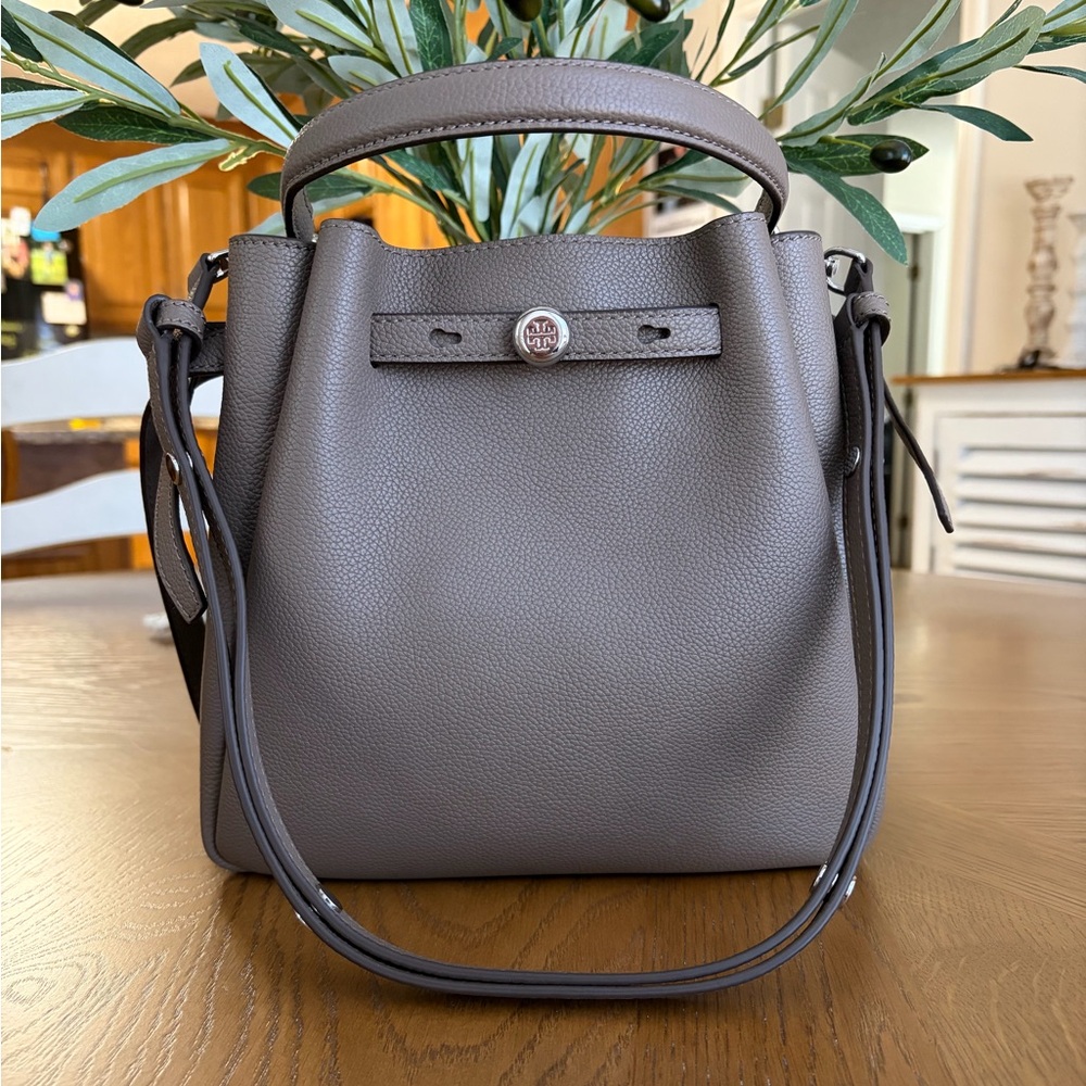 Tory Burch Romy bucket bag